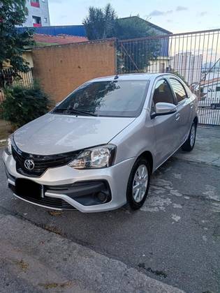 TOYOTA ETIOS 1.5 X SEDAN 16V FLEX 4P MANUAL TOYOTA ETIOS 1.5 X SEDAN 16V FLEX 4P MANUAL